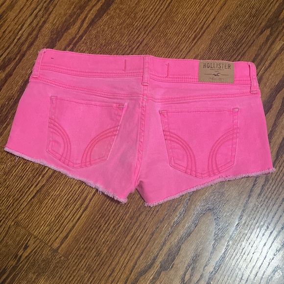 Hollister Hot Pink Distressed Shorts - Picture 3 of 5